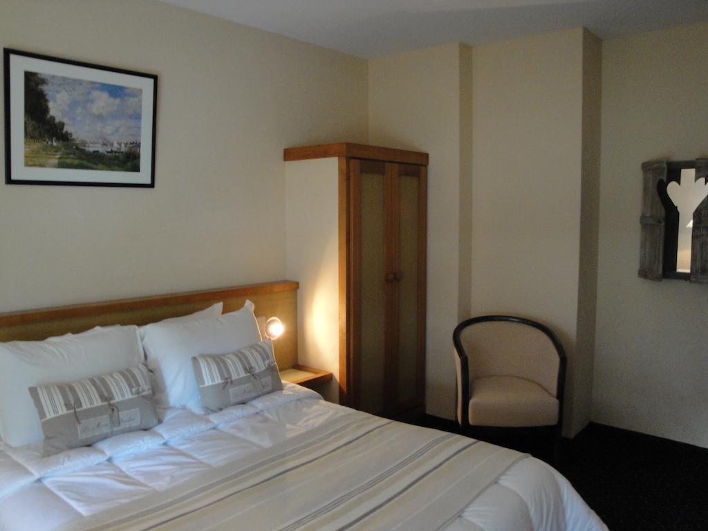 Hotel Le Drakkar Pont-Audemer Room photo