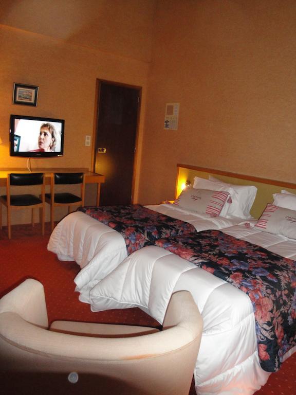 Hotel Le Drakkar Pont-Audemer Room photo